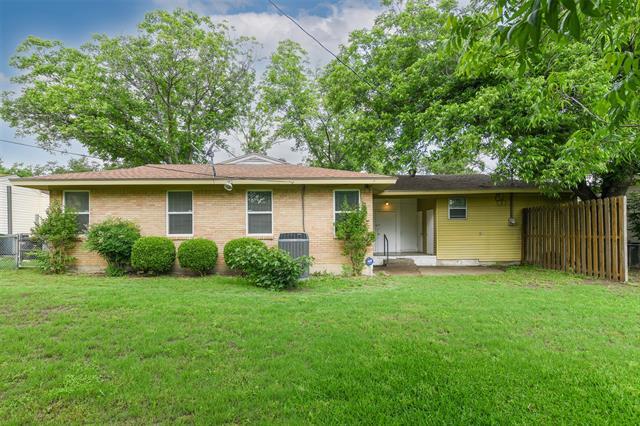 Building Photo - 4825 Trail Lake Dr