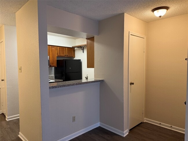 Building Photo - 2120 El Paseo St