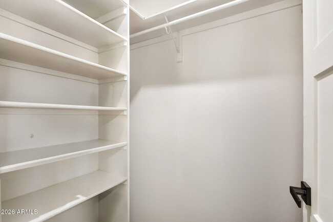 Building Photo - 3912 S Kyrene Rd