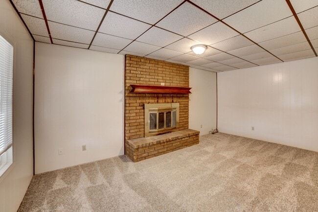 Building Photo - 3 Bed | 1 Bath