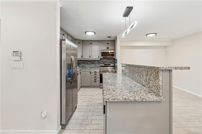 Building Photo - 434 McGill Pl NE