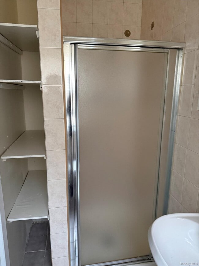 Building Photo - 186-05 Jamaica Ave