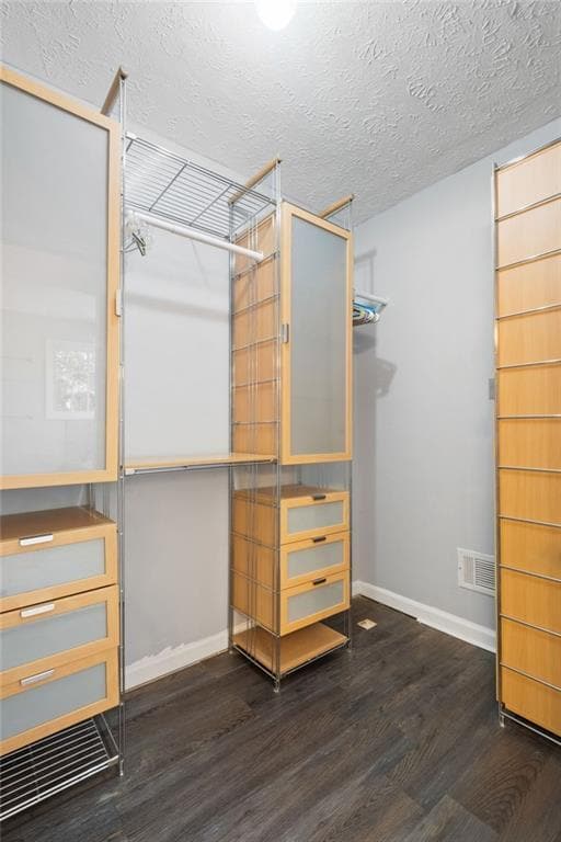 Building Photo - 675 Clearwater Pl