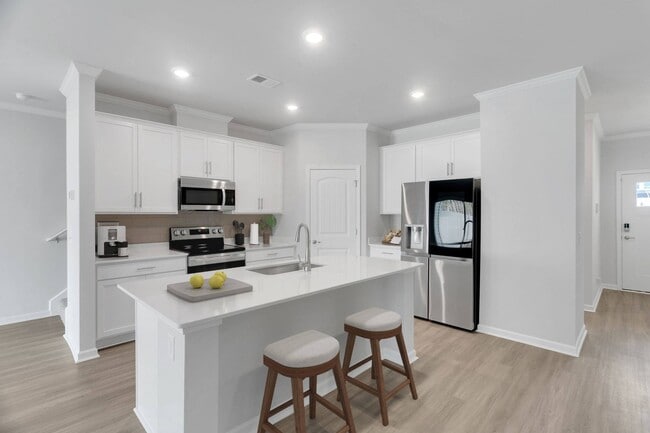 Building Photo - Haven at the Highlands