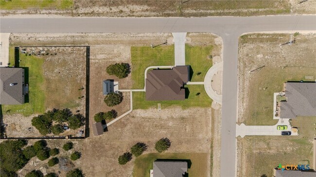 Building Photo - 300 Martin Dr