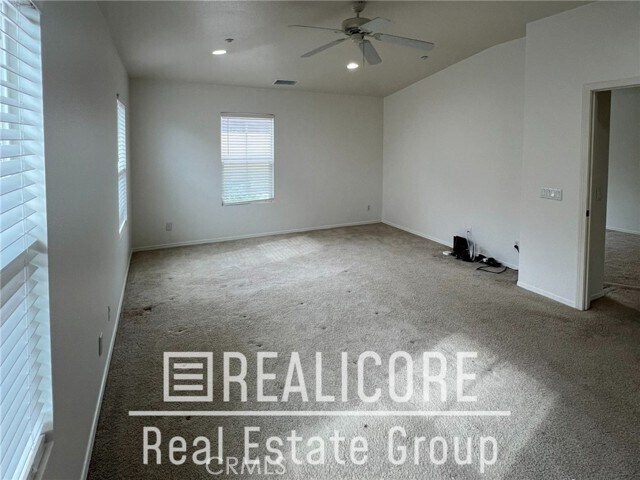 Building Photo - 15806 Rock Point Ln