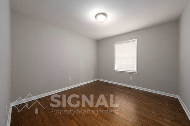 Building Photo - 416 Lance Ln