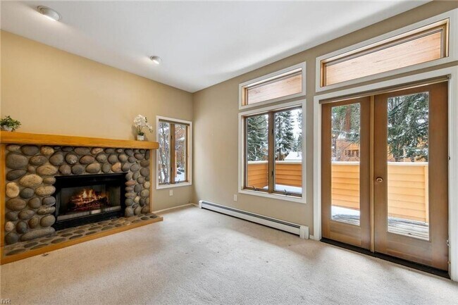 Building Photo - McCloud 2 bedroom