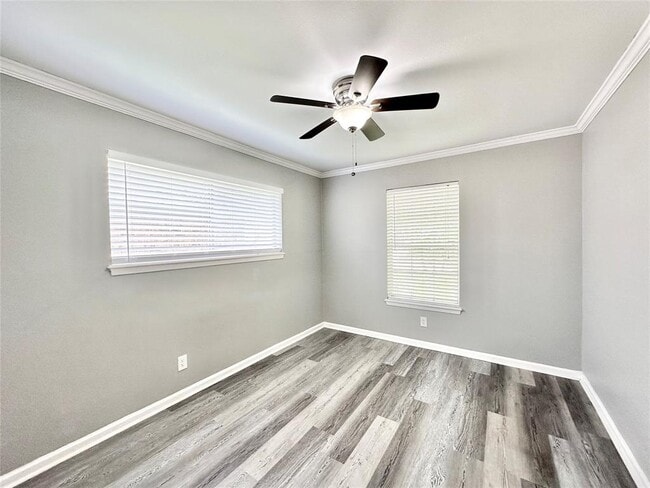 Building Photo - 5818 Birchmont Dr
