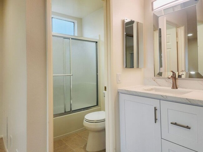 Building Photo - 23581 Via Calzada