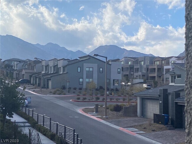 Building Photo - 11545 Alpine Cove Ave
