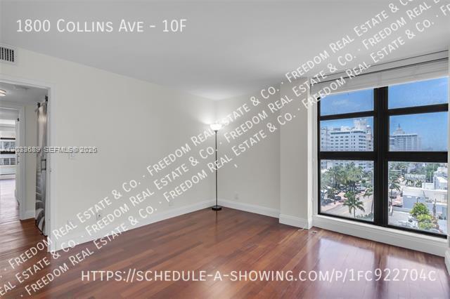 Building Photo - 1800 Collins Ave