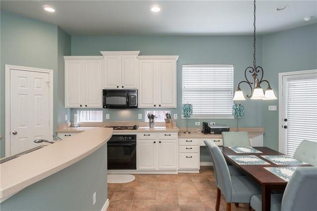 Building Photo - 1713 Carson Ln