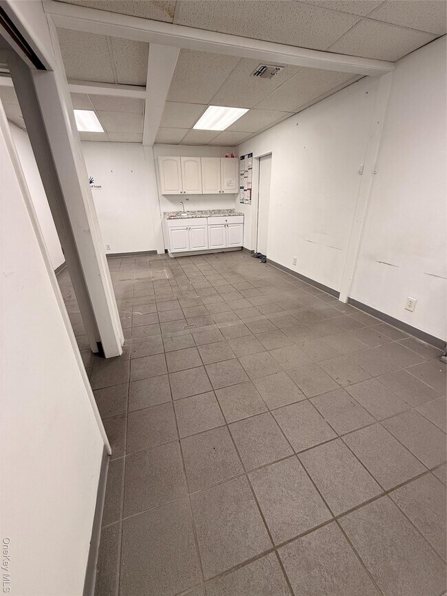 Building Photo - 86-20 Jamaica Ave