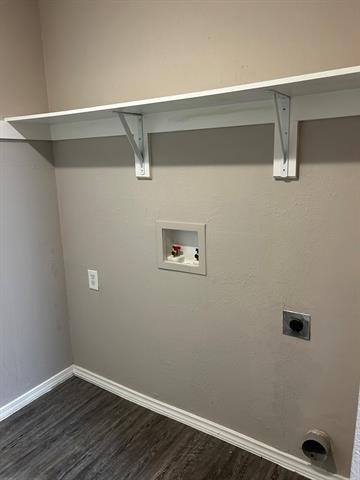 Building Photo - 4301 Live Oak Dr