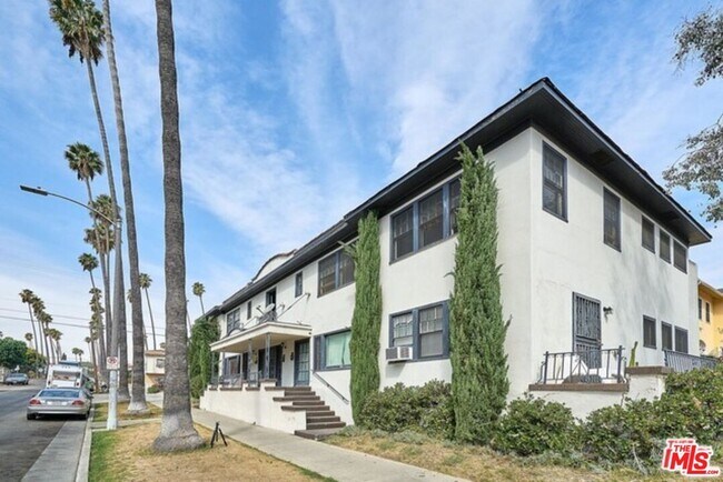 Building Photo - 3703 Council St