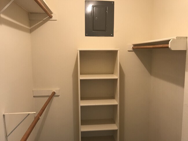 Building Photo - Duplex