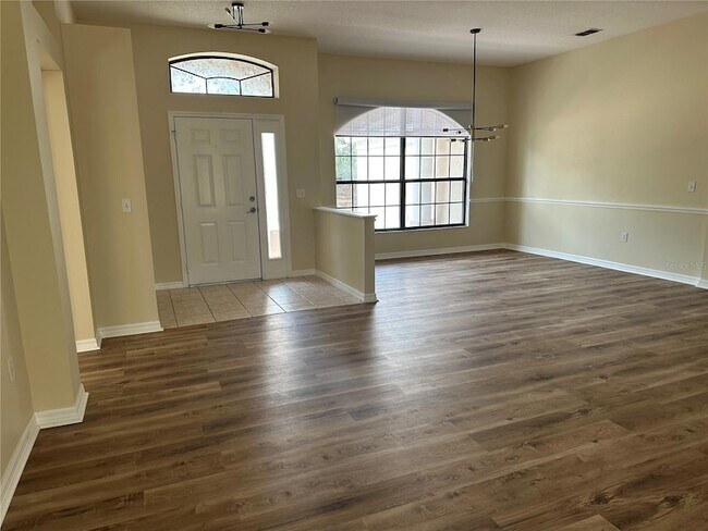 Building Photo - 2988 Howland Blvd