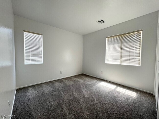 Building Photo - 9004 Beaming Ct