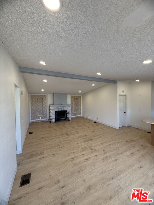 Building Photo - 3150 Stone Ave