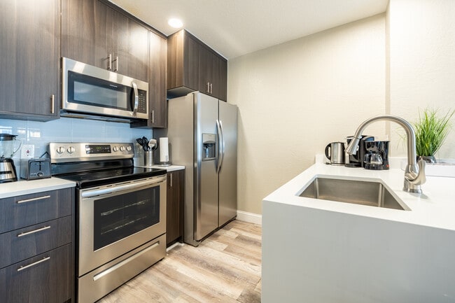 Building Photo - 2620 Lodi Cir