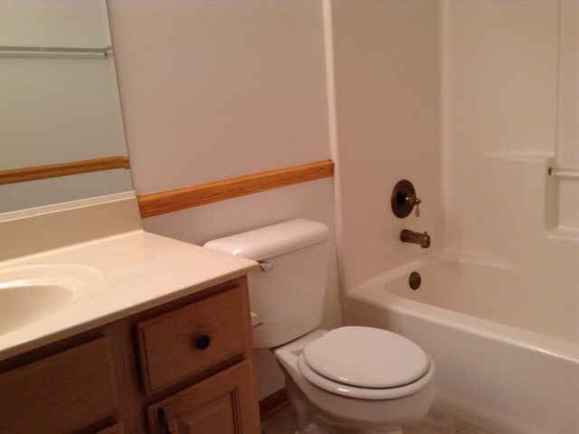 Building Photo - 1404 Lily Cache Ln