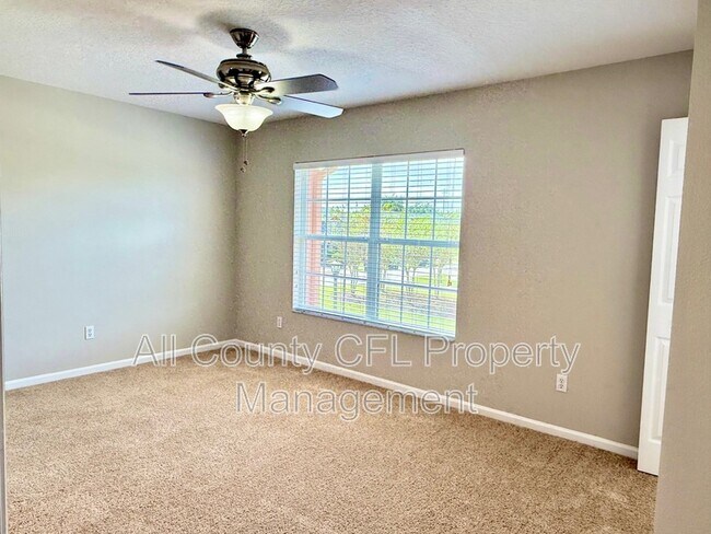 Building Photo - 16752 Cedar Crest Dr