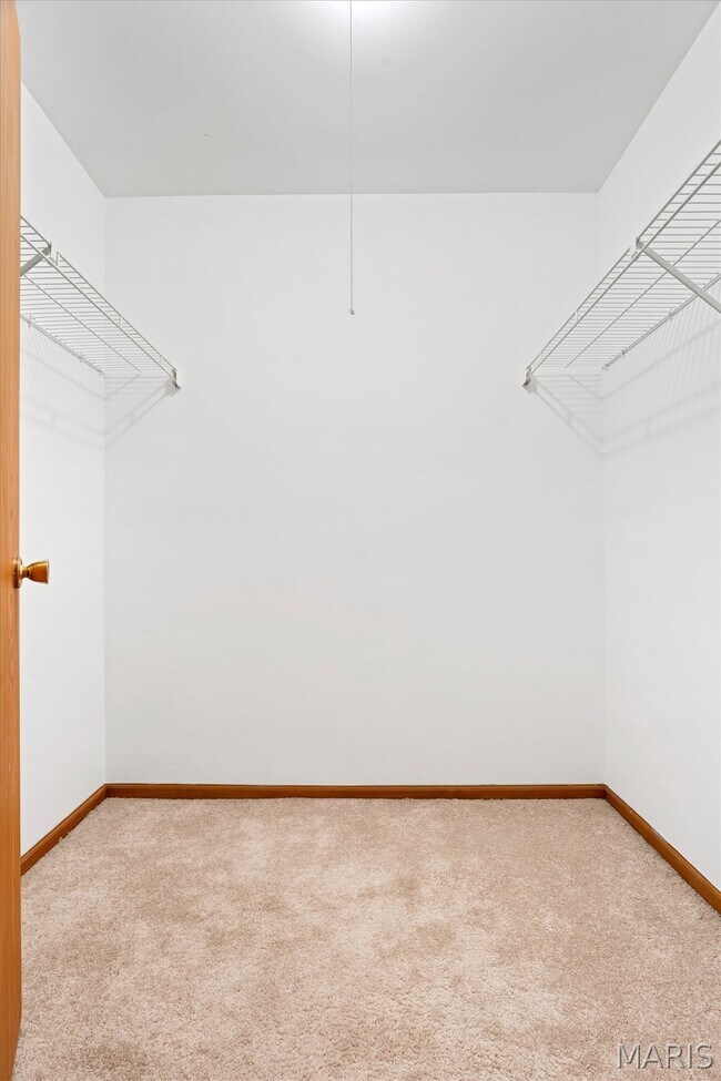 Building Photo - 1409 Oakhall Manor Ct
