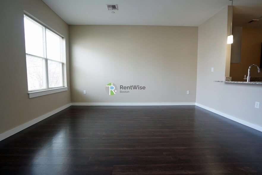 Building Photo - 625 McGrath Hwy