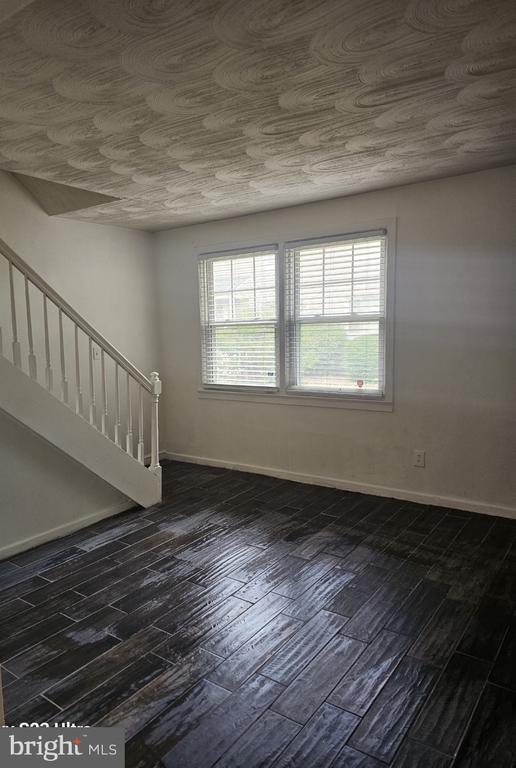 Building Photo - 2772 Iverson St