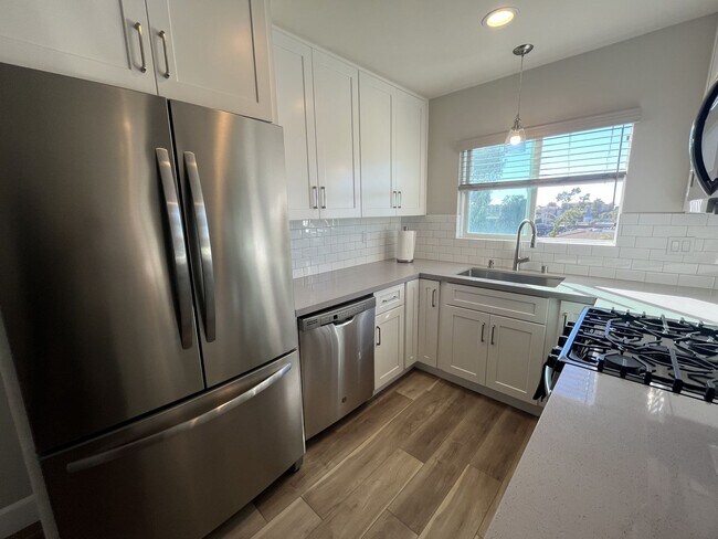 Building Photo - Remodeled, 2BD/2BA Duplex w/ Sunset Views: Fenced Yard, Garage, Steps to Beach & Downtown Encinitas