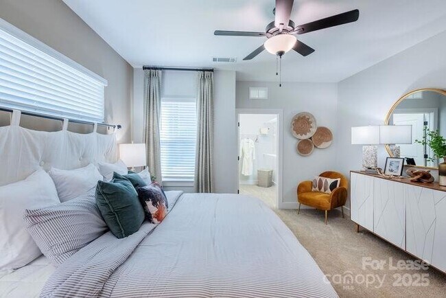 Building Photo - 1035 Strensall Ln