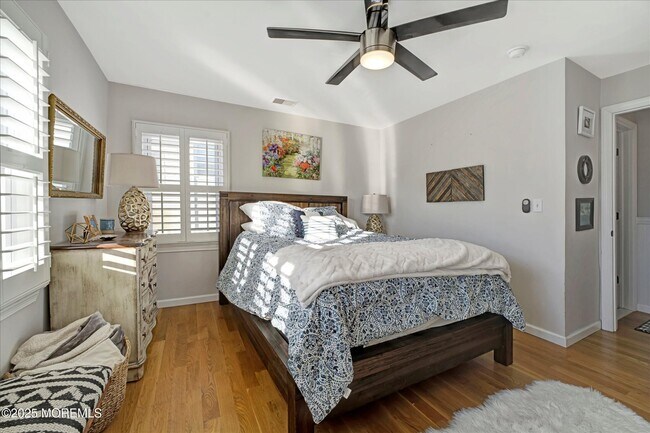Building Photo - 515 Stone Harbor Ave