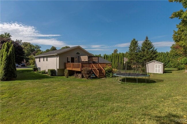 Building Photo - 58 Family Cir