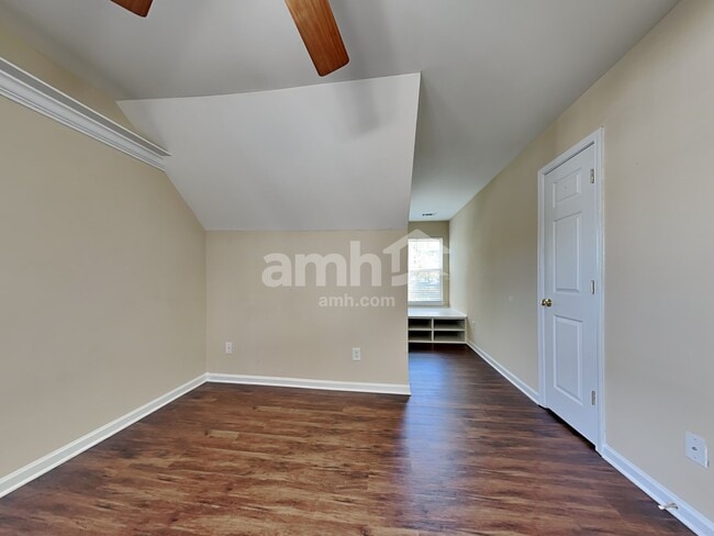 Building Photo - 11225 Amherst Glen Dr