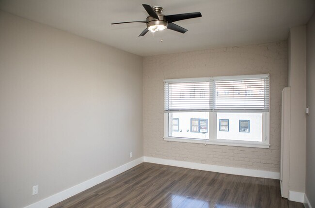 Interior Photo - 8th Street Apartments
