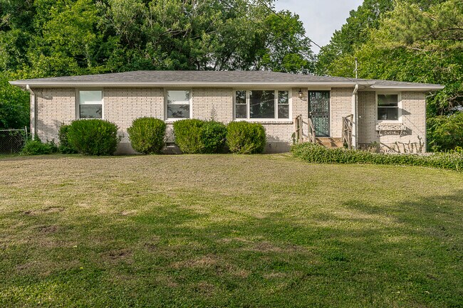 Building Photo - 1813 Welcome Ln