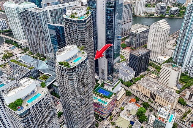Building Photo - 801 S Miami Ave