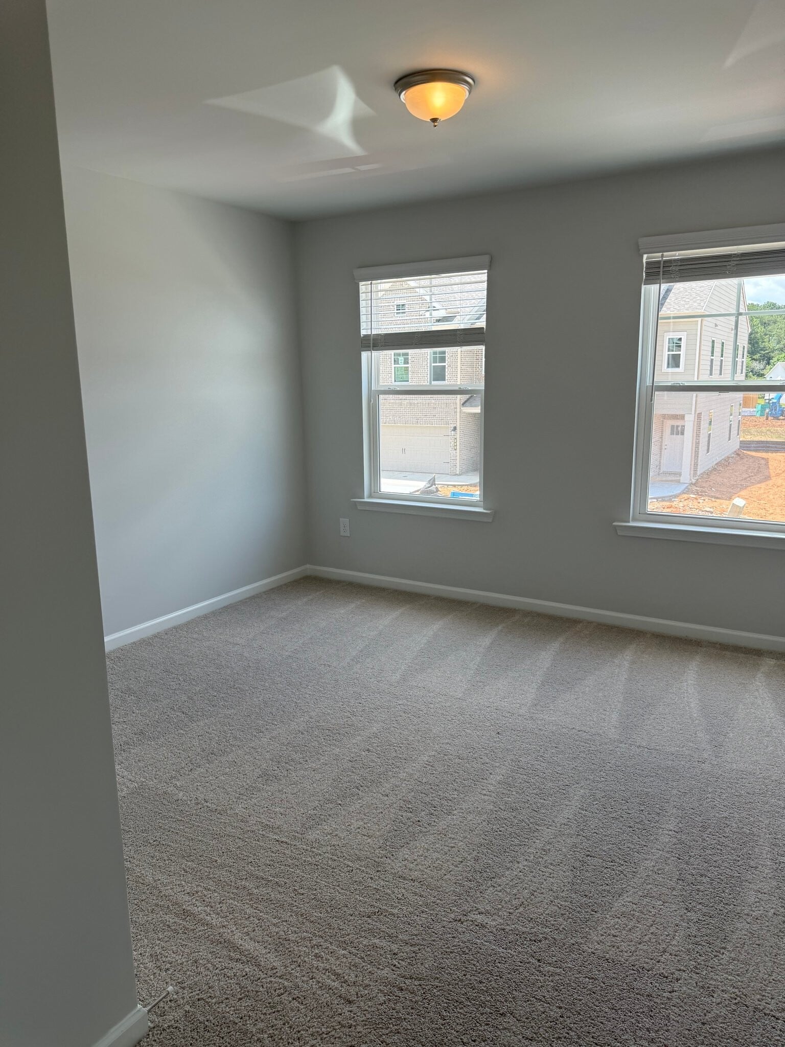 Building Photo - 214 Abbotts Xing Cir