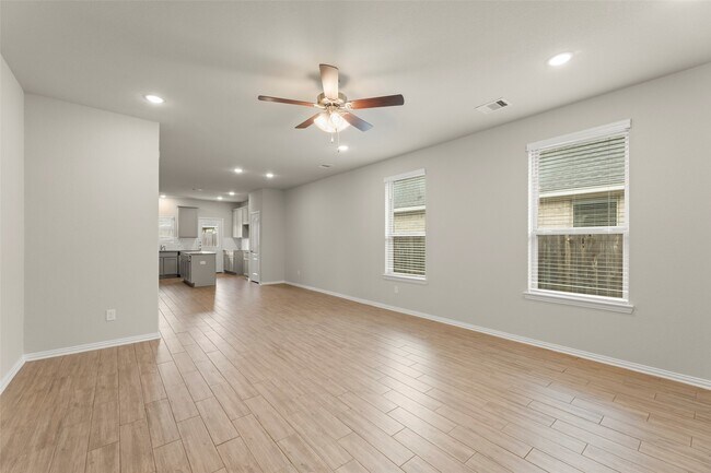 Building Photo - 31322 Conover Dr