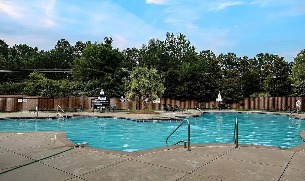 Community Pool - 123 Somersby Blvd