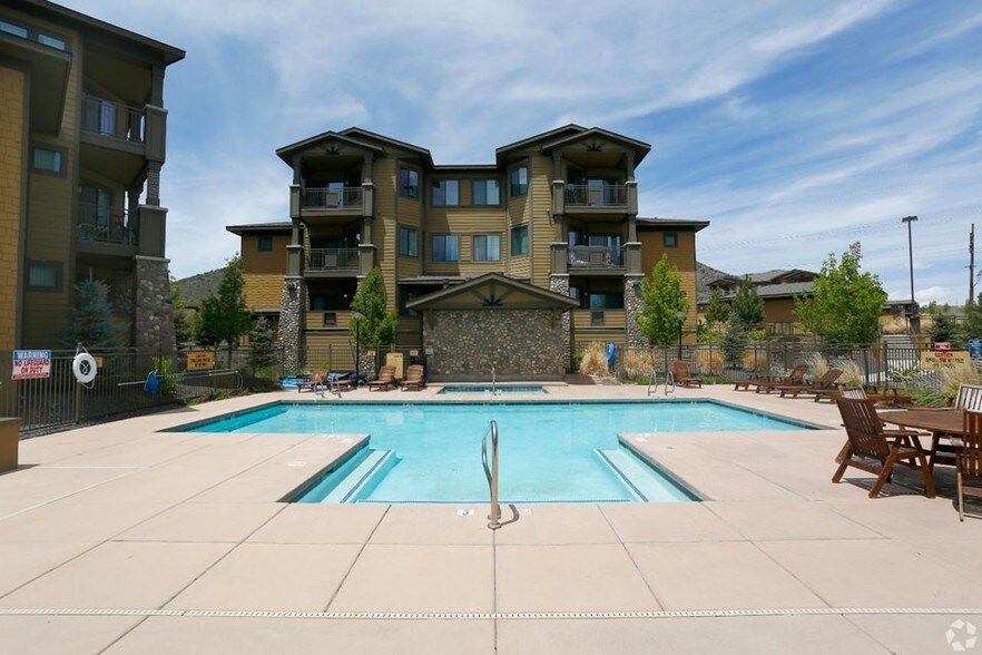 Elevation Luxury Apartment Homes Flagstaff Az Finder