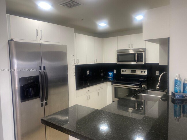 Building Photo - 185 SE 14th Terrace