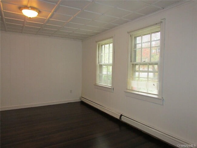 Building Photo - 225 Colden Hill Rd