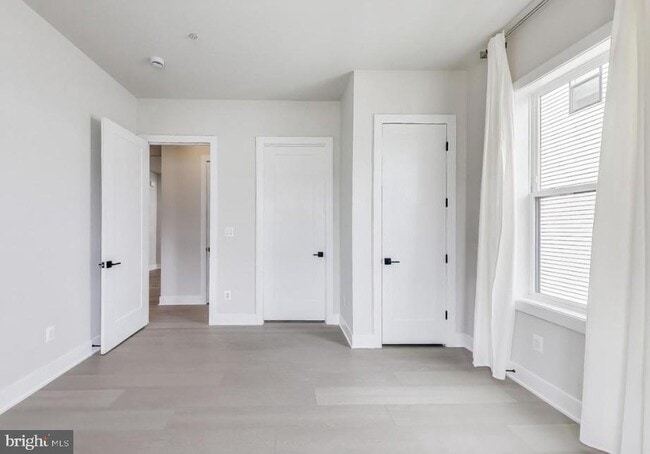 Building Photo - 6934 Renita Ln