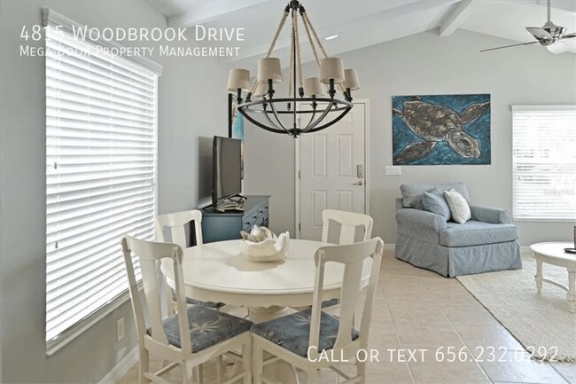 Building Photo - 4815 Woodbrook Dr