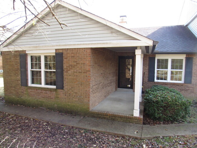 Primary Photo - Huntington Ridge condo- one level!