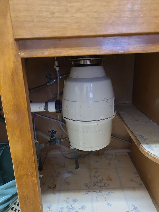 Building Photo - 650 Butler Blvd