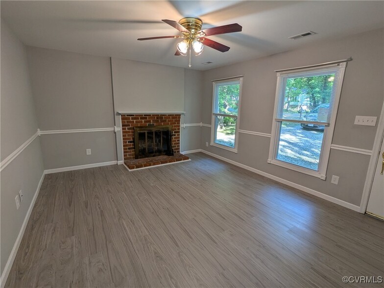 Building Photo - 10624 Sarata Ln