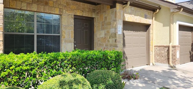 Building Photo - 1900 Little Elm Trail